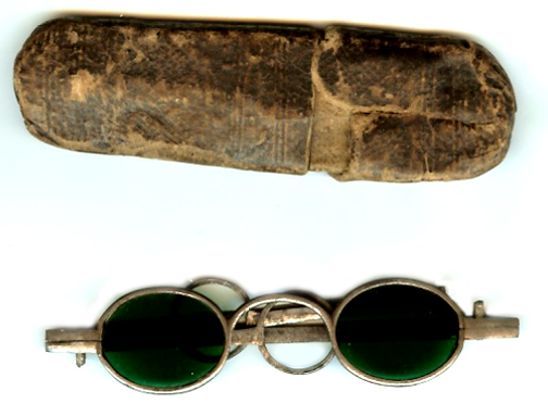 spectacles-1750-1760.jpg